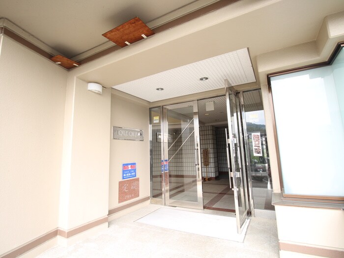 エントランス部分 エトワ－ル　オ－ク