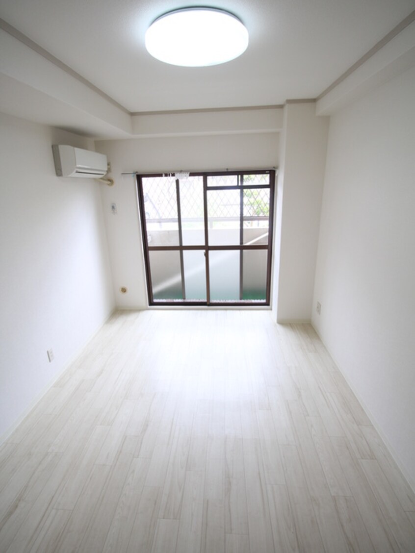 居室 エトワ－ル　オ－ク