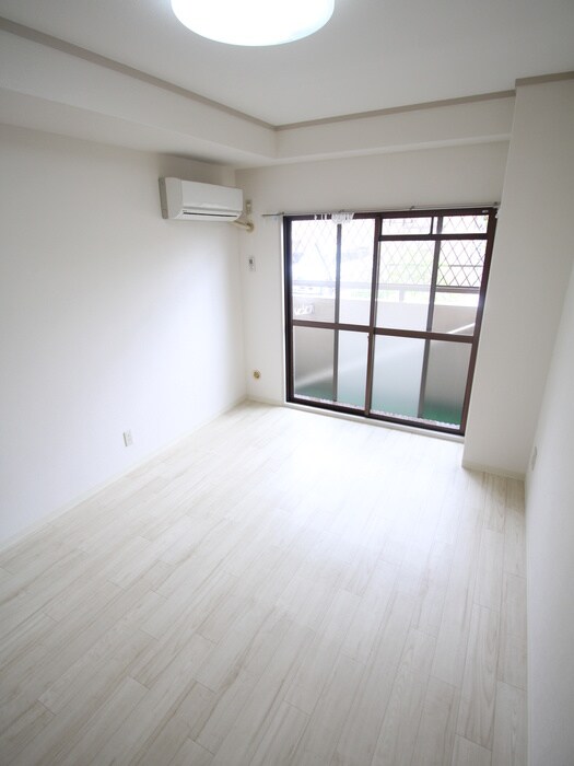 居室 エトワ－ル　オ－ク