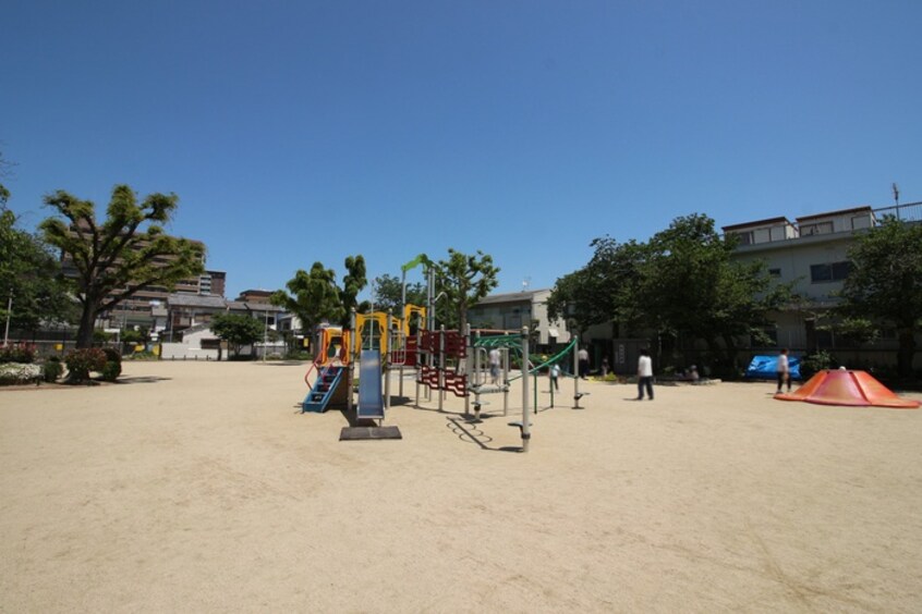 西町公園(公園)まで158m 庄内幸町借家
