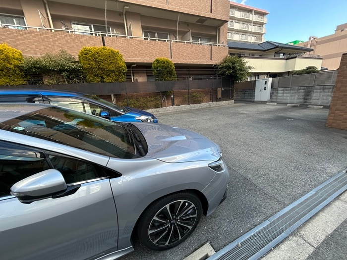 駐車場 ヴィラ・ル－チェ