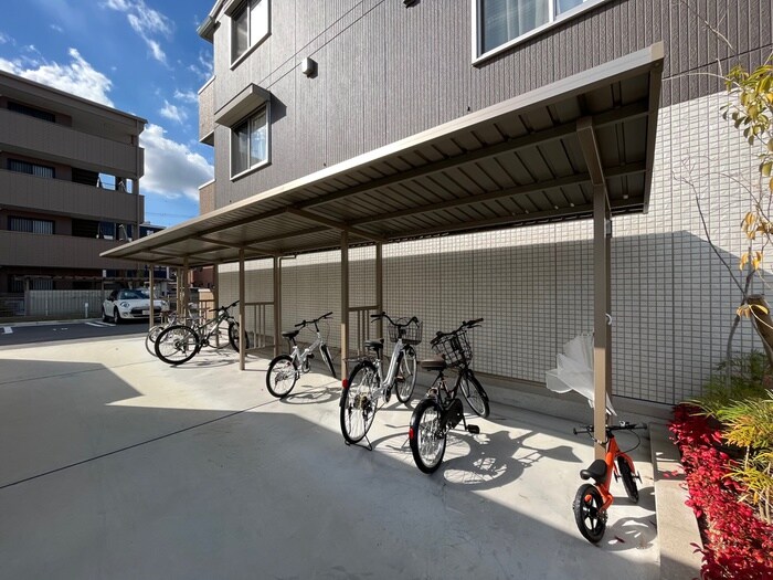 駐輪場 Gran Felicia