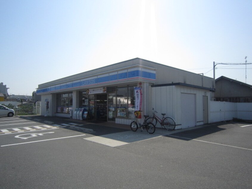 ローソン 守口南寺方中通店(コンビニ)まで330m 第三フラットリバ－ハイツ