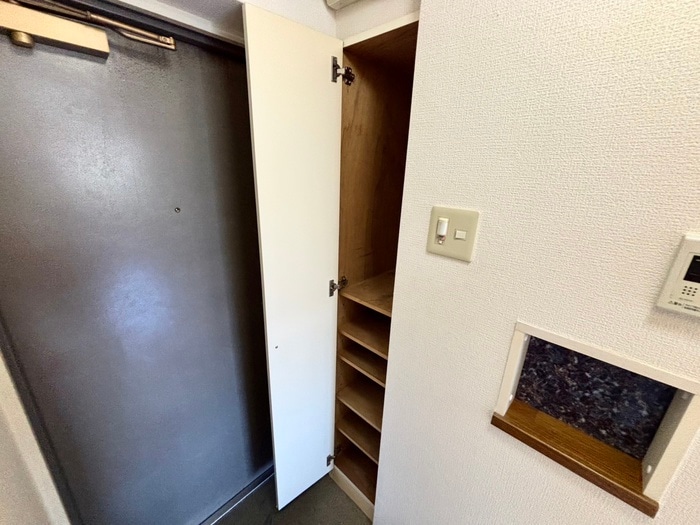 靴箱 ﾀﾞｲﾄﾞｰﾒｿﾞﾝ西宮北口ⅩⅢ-204号