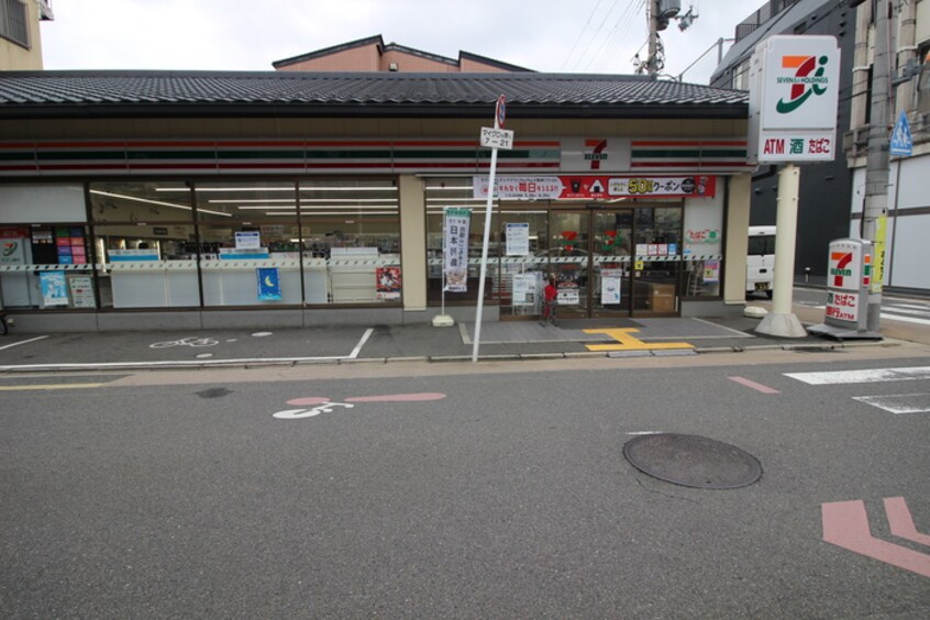 セブンイレブン夷川柳馬場店(コンビニ)まで110m ＺＥＳＴ２４