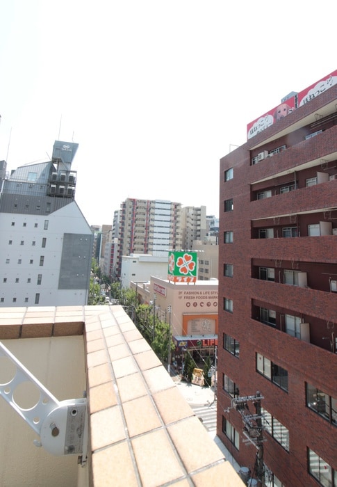 室内からの展望 シャト－アスティナ高麗橋