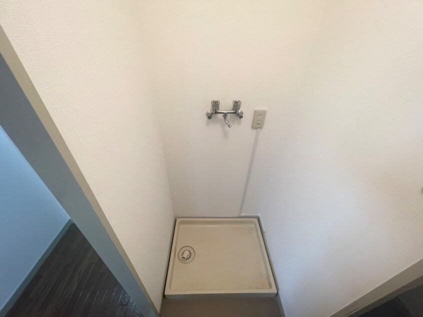 洗濯機置場 三宮ＵＥハウス
