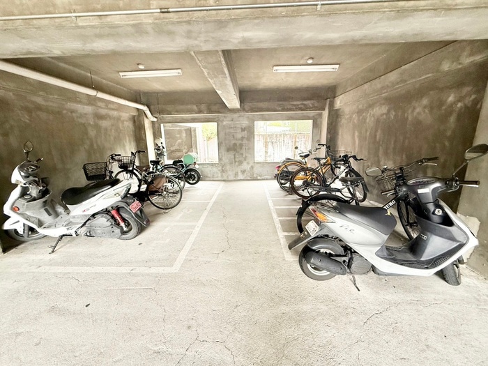 駐輪場 フォンティーヌ香里園