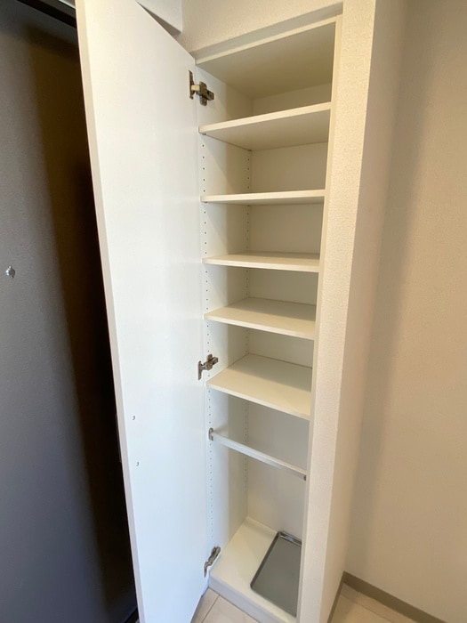 靴箱 ﾍﾞﾗｼﾞｵ京都烏丸十条（602）