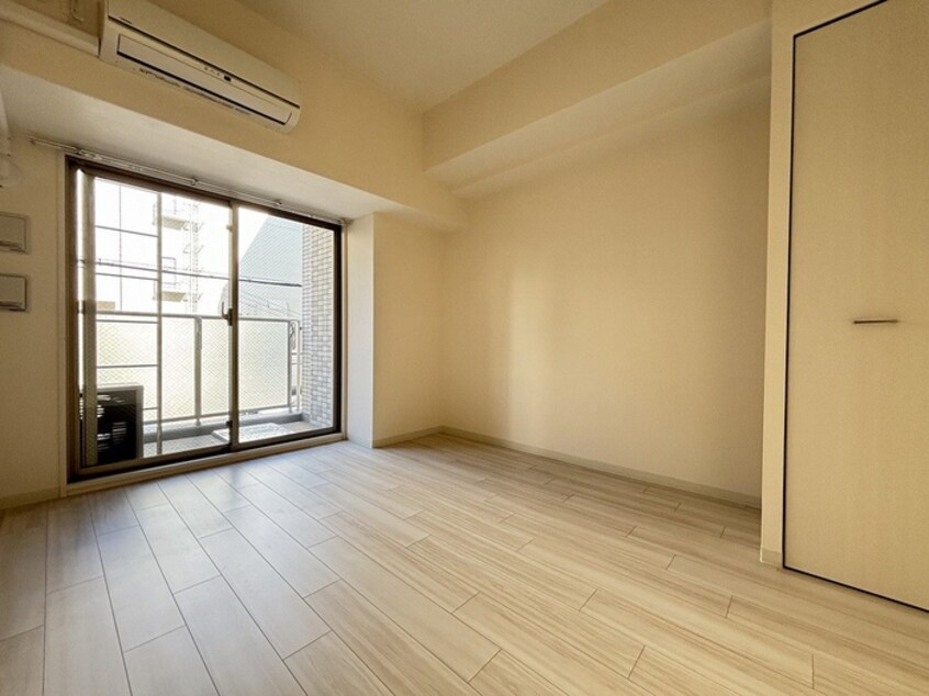 居室 ｴｽﾌﾟﾚｲｽ神戸ﾊｰﾊﾞｰｳｴｽﾄ(1004)