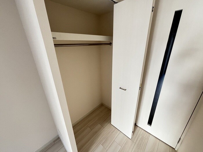 収納 ｴｽﾌﾟﾚｲｽ神戸ﾊｰﾊﾞｰｳｴｽﾄ(1004)