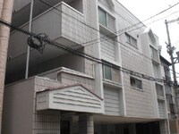 サカエマノワール