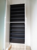 靴箱 コーポ勢多Ⅷ番館