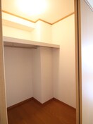 収納 ピオニー久宝寺