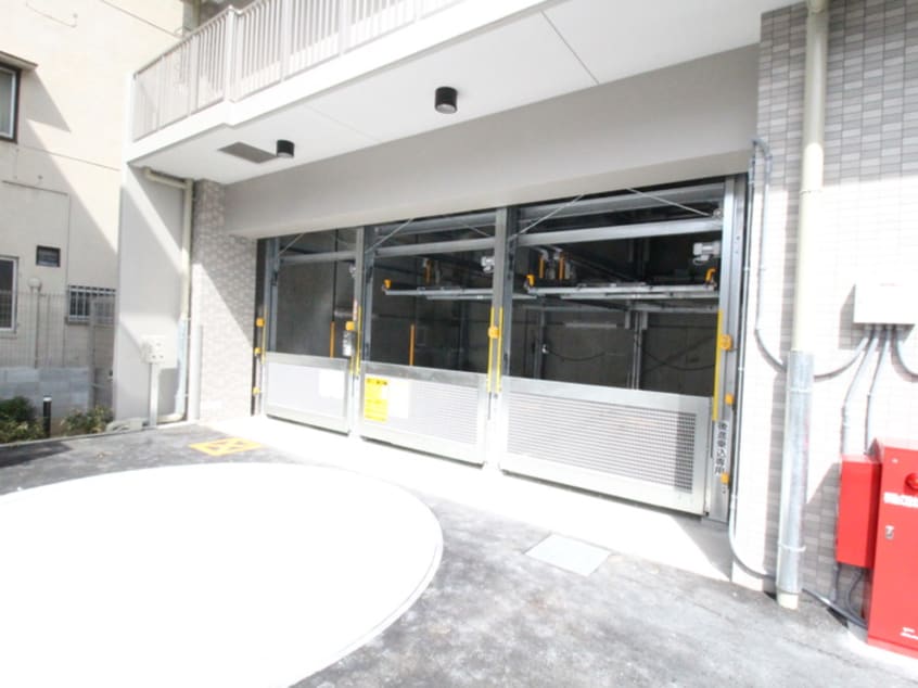 駐車場 ｴｽﾘｰﾄﾞ江坂ｱﾝﾑｰﾄ（504）