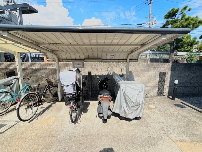 駐輪場 ファミール池尻