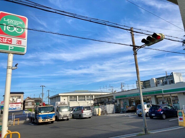 ローソンストア100 住道矢田二丁目店(コンビニ)まで90m サウスメゾンＭ．Ｍ