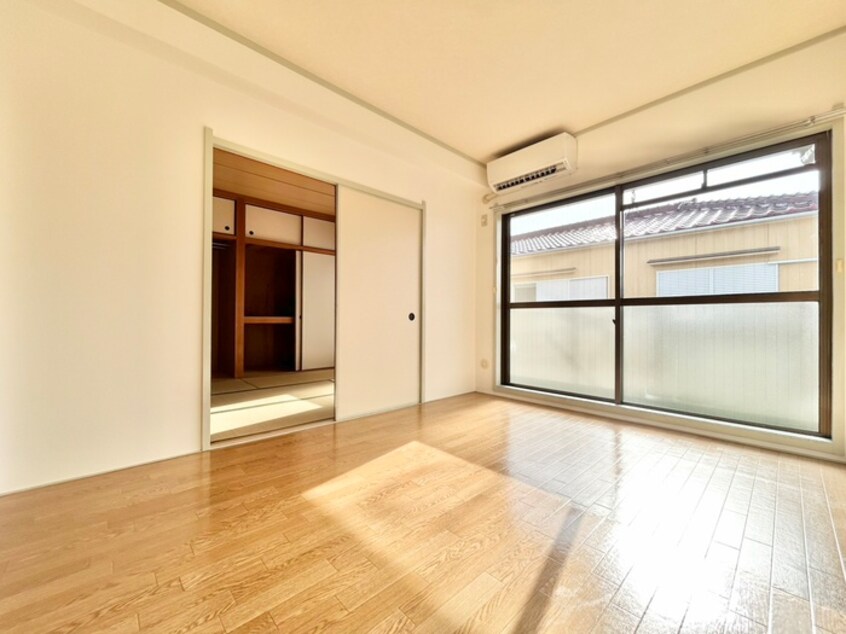 居室 ヴィラ富貴１