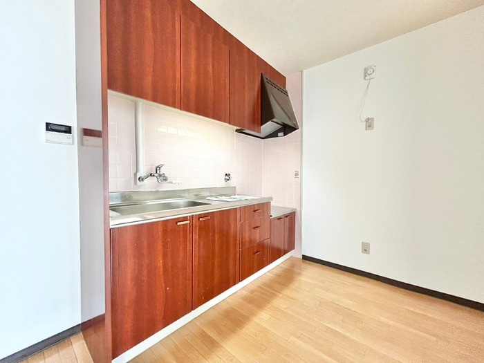 キッチン ヴィラ富貴１