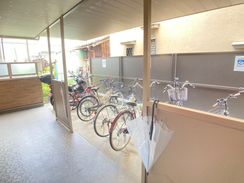 駐輪場 サル・ドゥ・セジュ－ルⅡ