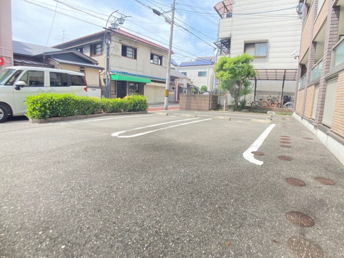 駐車場 サル・ドゥ・セジュ－ルⅡ