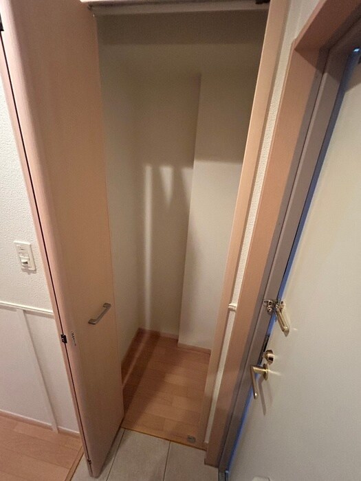 収納 サル・ドゥ・セジュ－ルⅡ