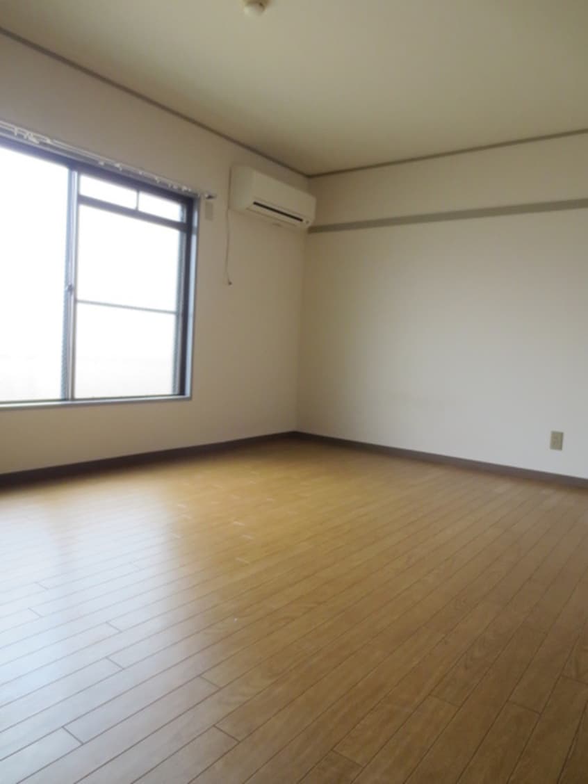 居室 コク－ン三条大宮