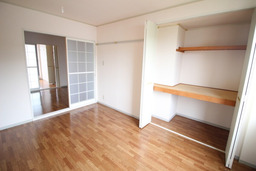 収納 トリヴァンベール 武庫川