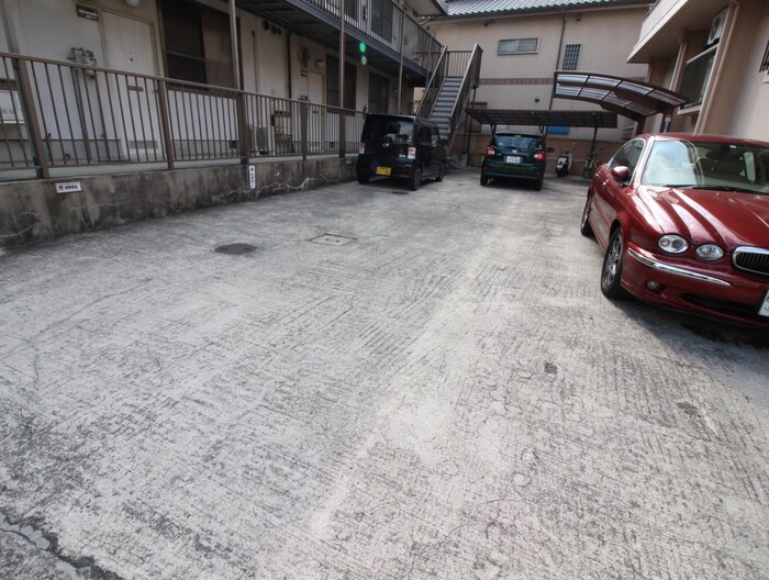 駐車場 桃田ハイツ