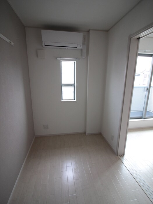 居室 エマイユ鴻池