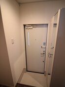 玄関 エマイユ鴻池