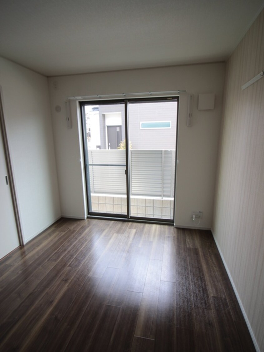 室内からの展望 エマイユ鴻池