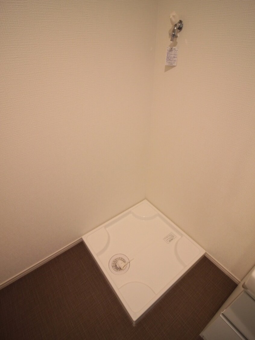 洗濯機置場 エマイユ鴻池