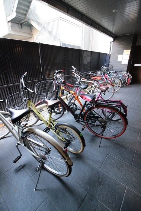 駐輪場 パウゼ堺筋