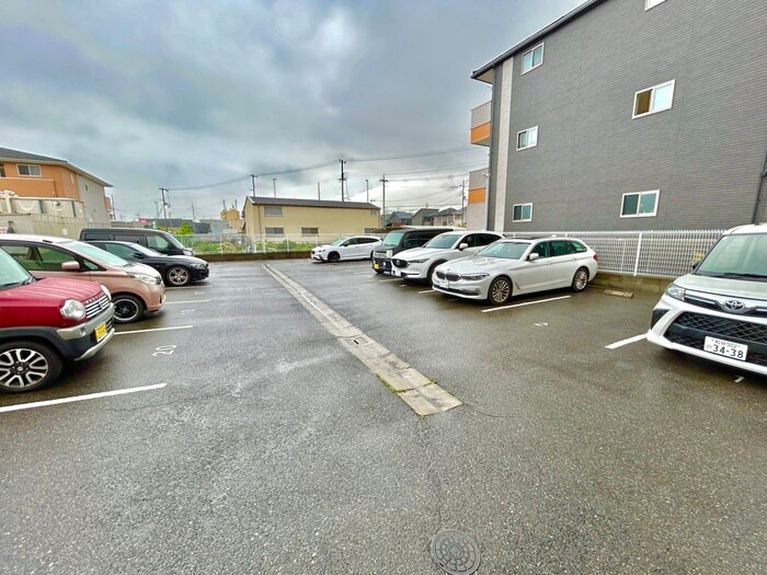 駐車場 エミネンスコ－ト