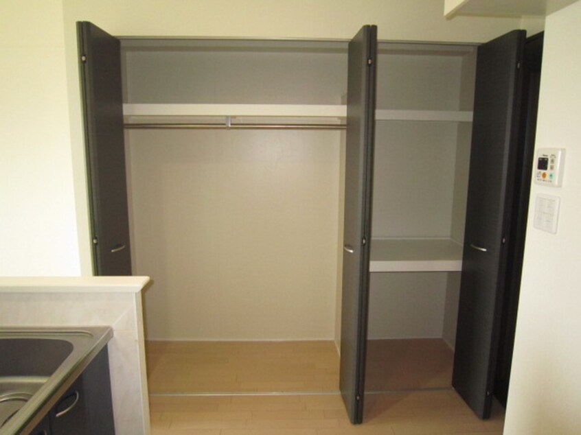 収納 エミネンスコ－ト