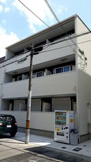 ディアコート中宮の外観