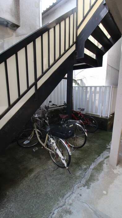 駐輪場 パーシャルＵＮＯ