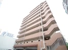 ルーエ江坂の外観