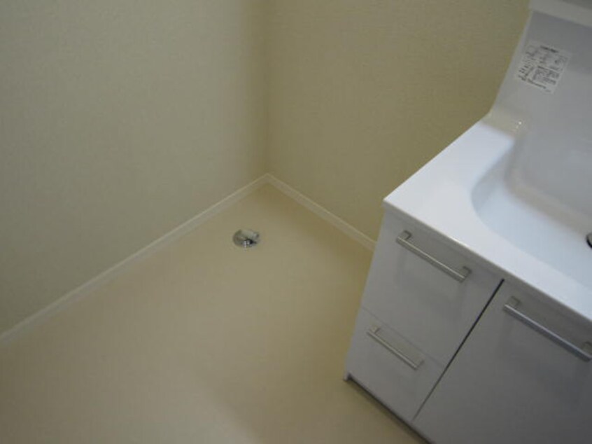 洗濯機置場 シャ－メゾン　カストル