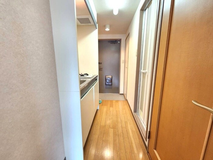 廊下 セレ－ジャ桜塚