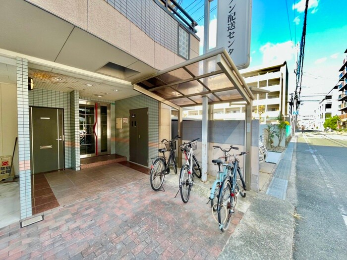 駐輪場 パ－クサイド西台