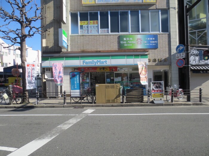 ファミリーマート(コンビニ)まで330m パ－クサイド西台