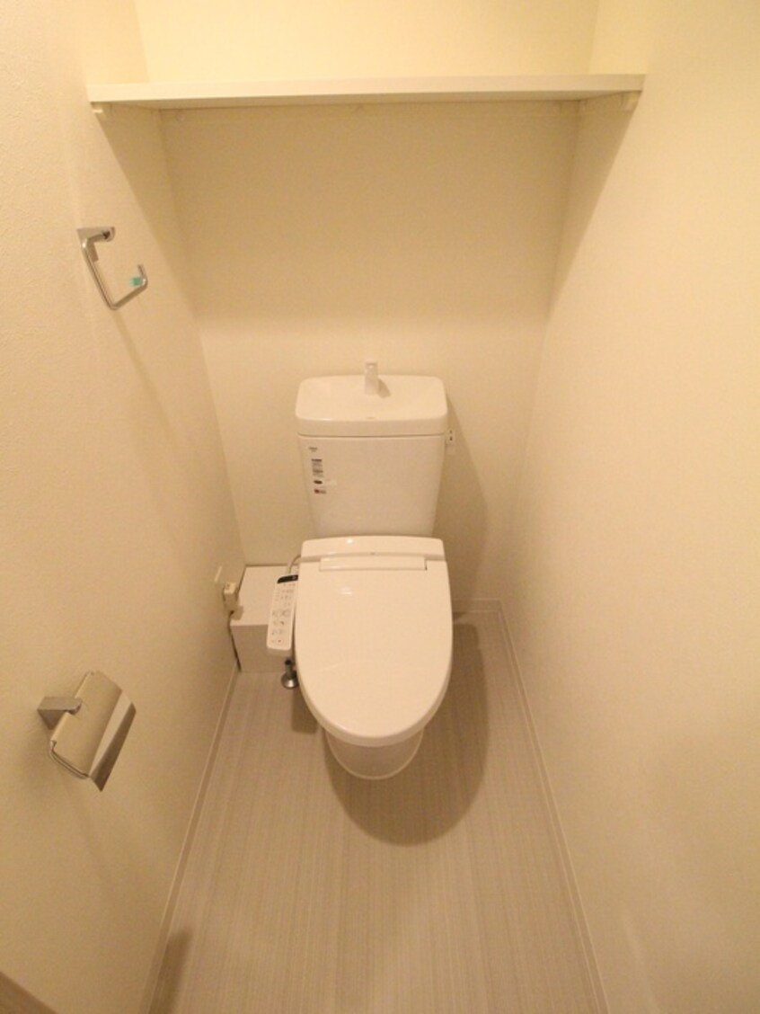 トイレ ﾌｧｰｽﾄﾌｨｵｰﾚ神戸湊町(703)