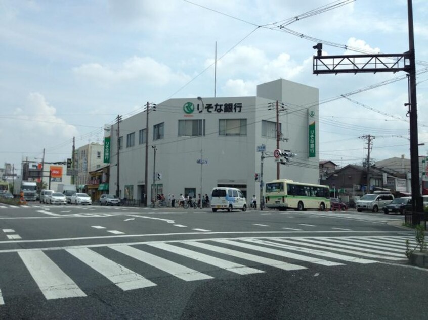 りそな銀行　生野支店(銀行)まで507m セレニテオズ北巽