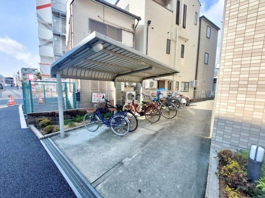 駐輪場 クラシェス北青木