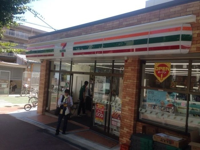セブンイレブン(コンビニ)まで520m 酒井貸家