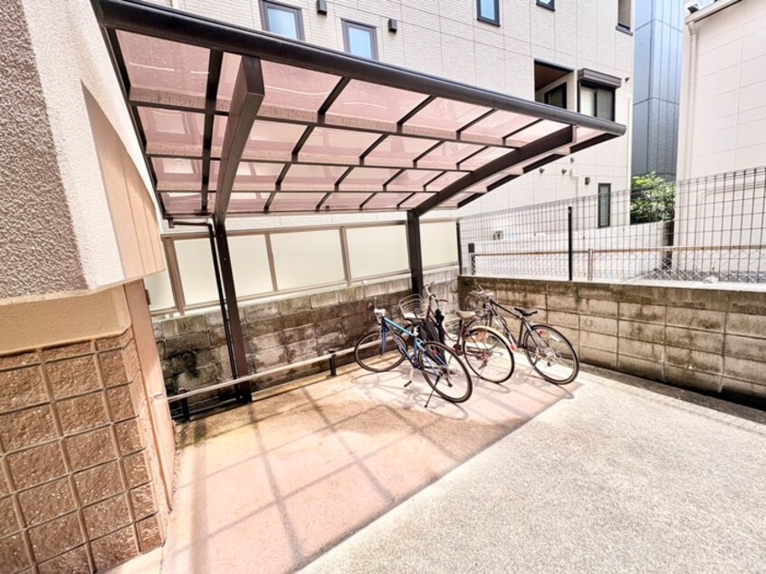 駐輪場 上新庄ハイム