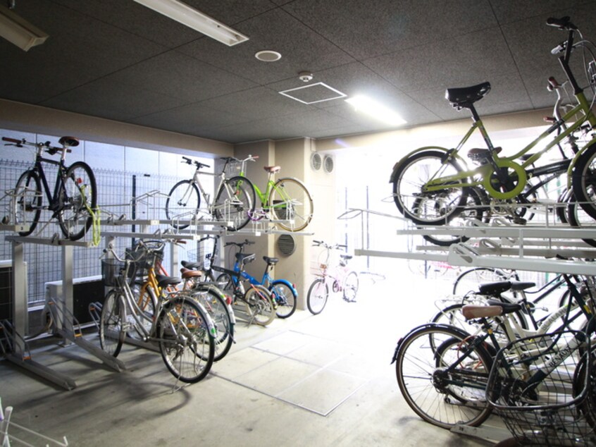 駐輪場 パウゼ東天満