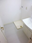 洗濯機置場 緑の森